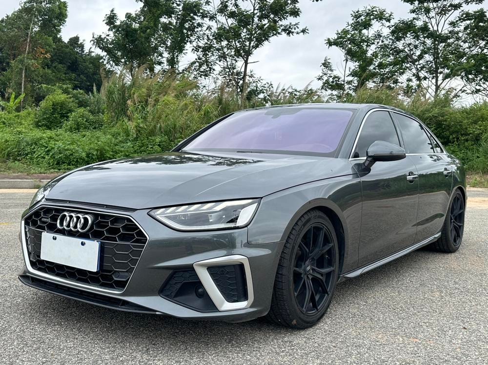 Audi A4L 2020 — фото автомобиля