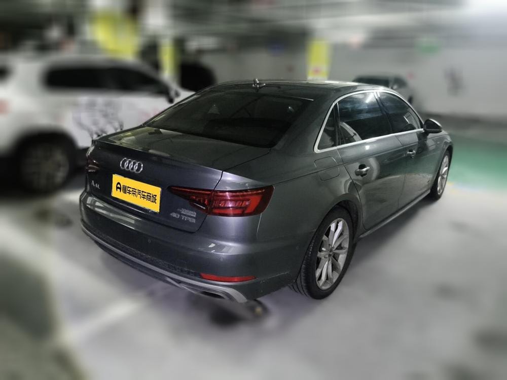 Audi A4L 2019 — фото автомобиля 1