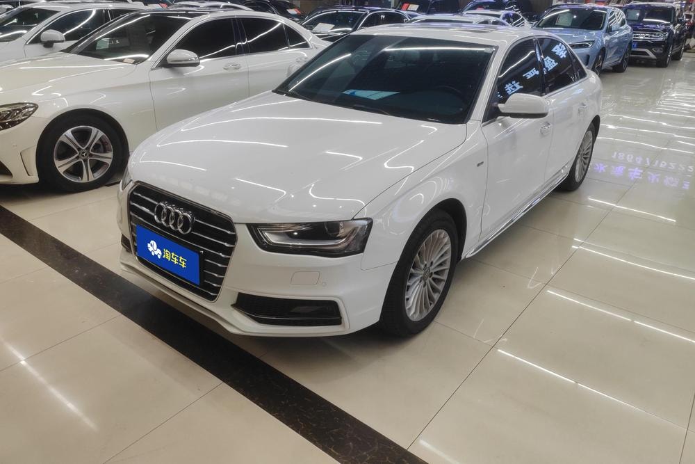 Audi A4L 2016 — фото автомобиля
