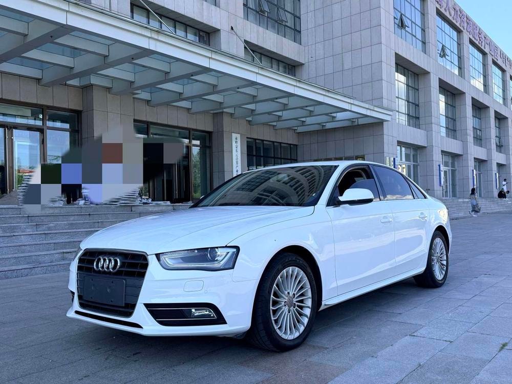 Audi A4L 2015 — фото автомобиля