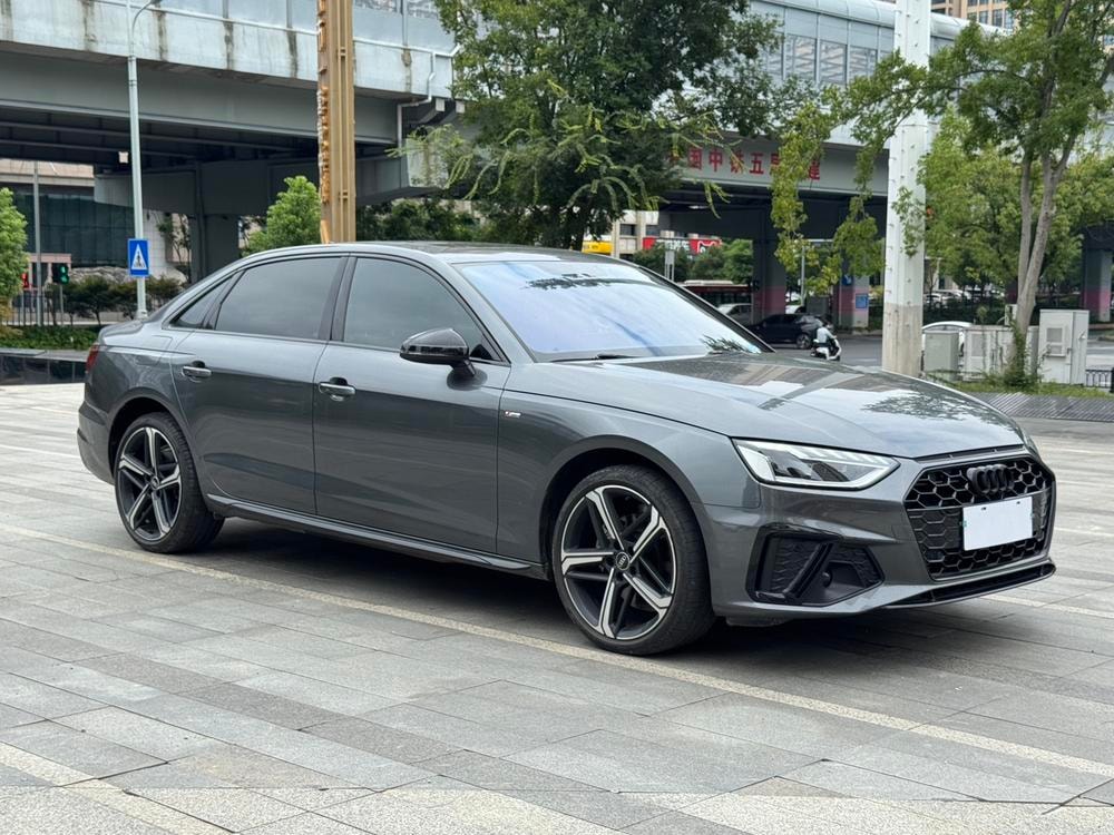 Audi A4L 2024 — фото автомобиля