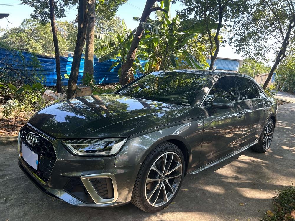 Audi A4L 2020 — фото автомобиля 1