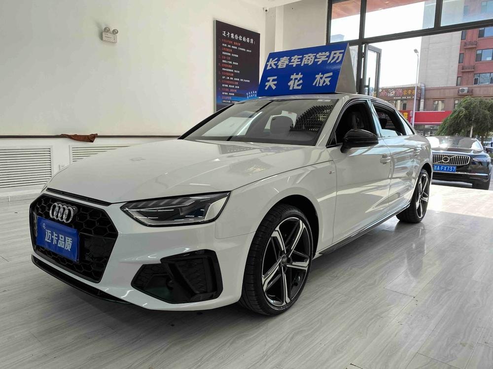 Audi A4L 2024 — фото автомобиля 1