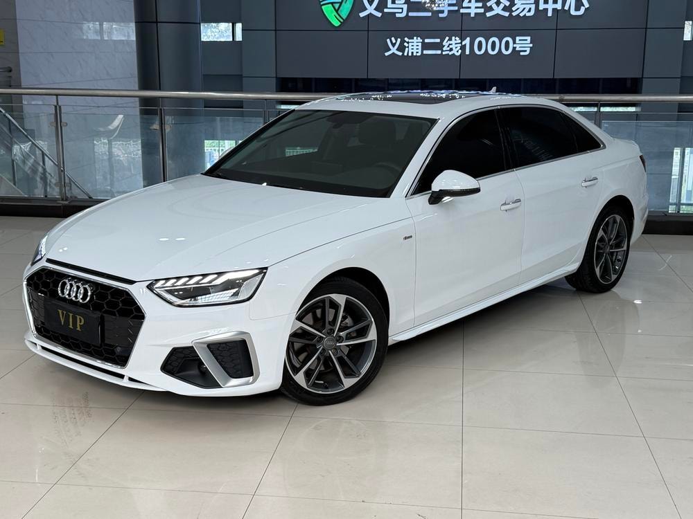 Audi A4L 2020 — фото автомобиля