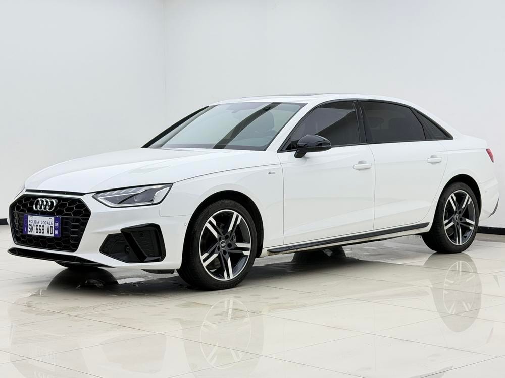 Audi A4L 2022 — фото автомобиля