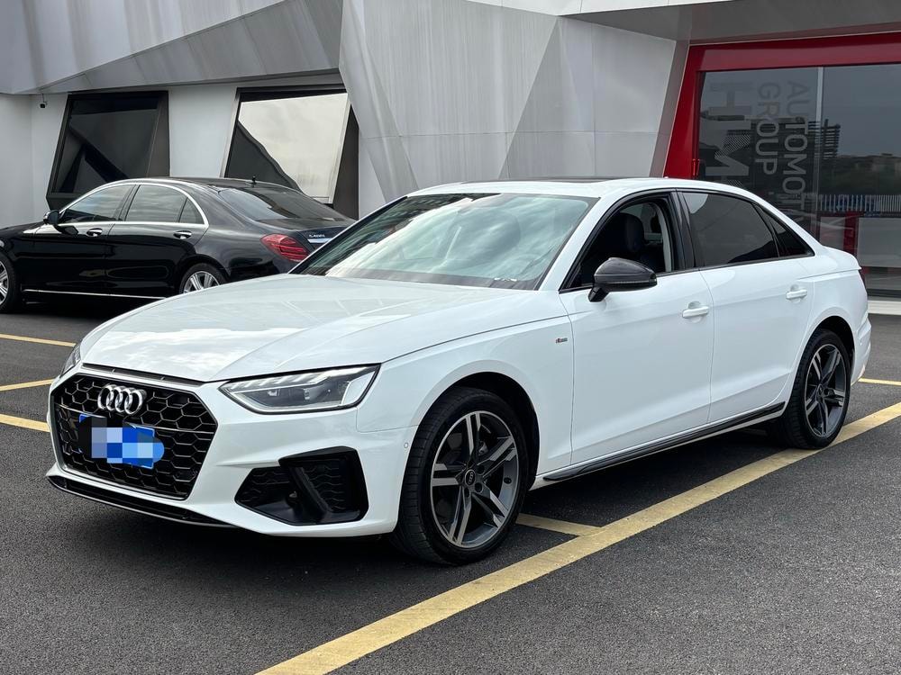Audi A4L 2023 — фото автомобиля 1