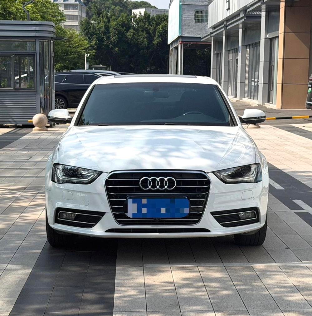 Audi A4L 2015 — фото автомобиля 1