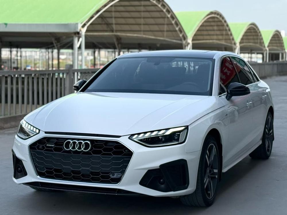 Audi A4L 2020 — фото автомобиля 1