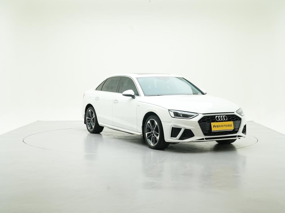 Audi A4L 2020 — фото автомобиля