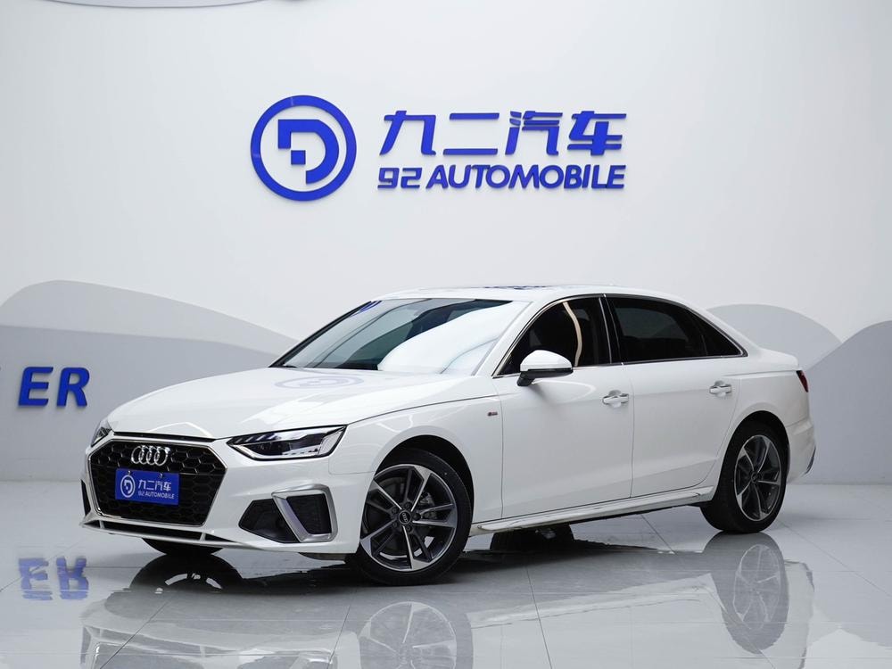 Audi A4L 2023 — фото автомобиля 1