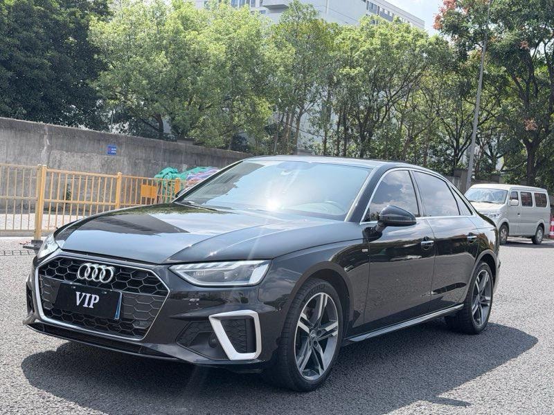 Audi A4L 2020 — фото автомобиля 1