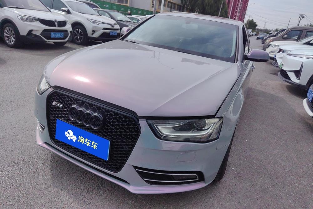 Audi A4L 2013 — фото автомобиля