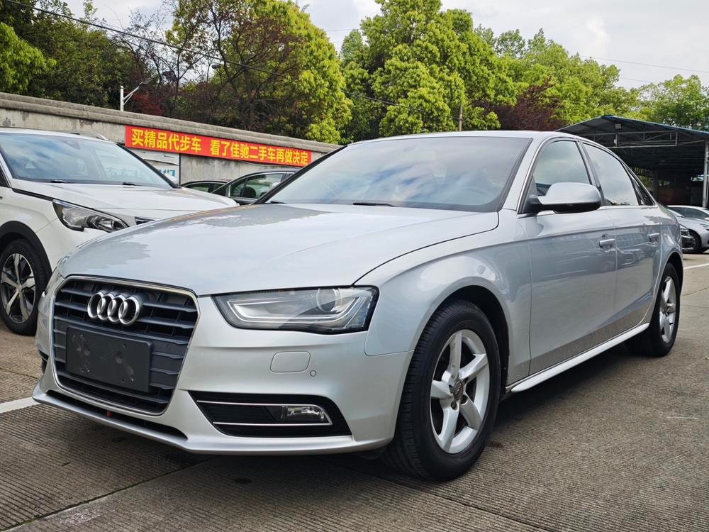 Audi A4L 2013 — фото автомобиля
