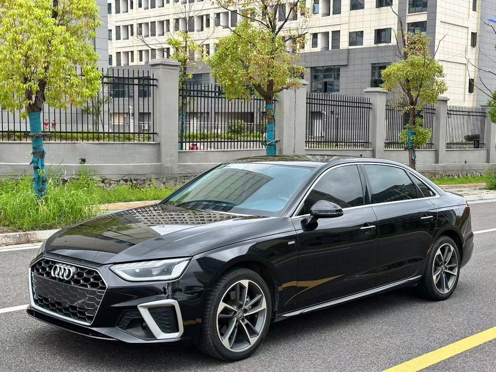 Audi A4L 2020 — фото автомобиля