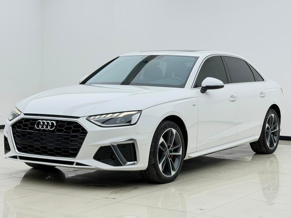 Audi A4L 2020 — фото автомобиля 1