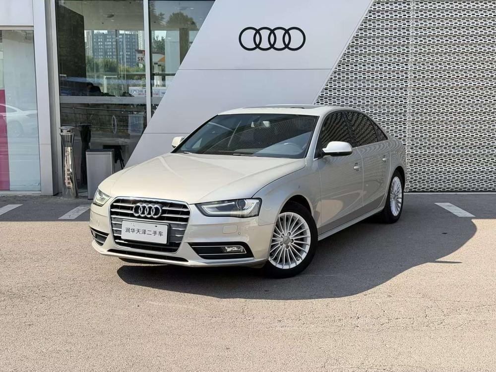 Audi A4L 2015 — фото автомобиля