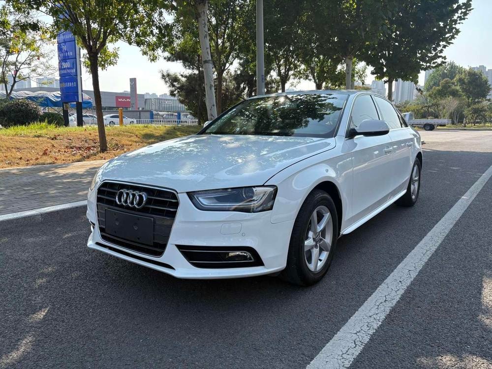 Audi A4L 2013 — фото автомобиля 1