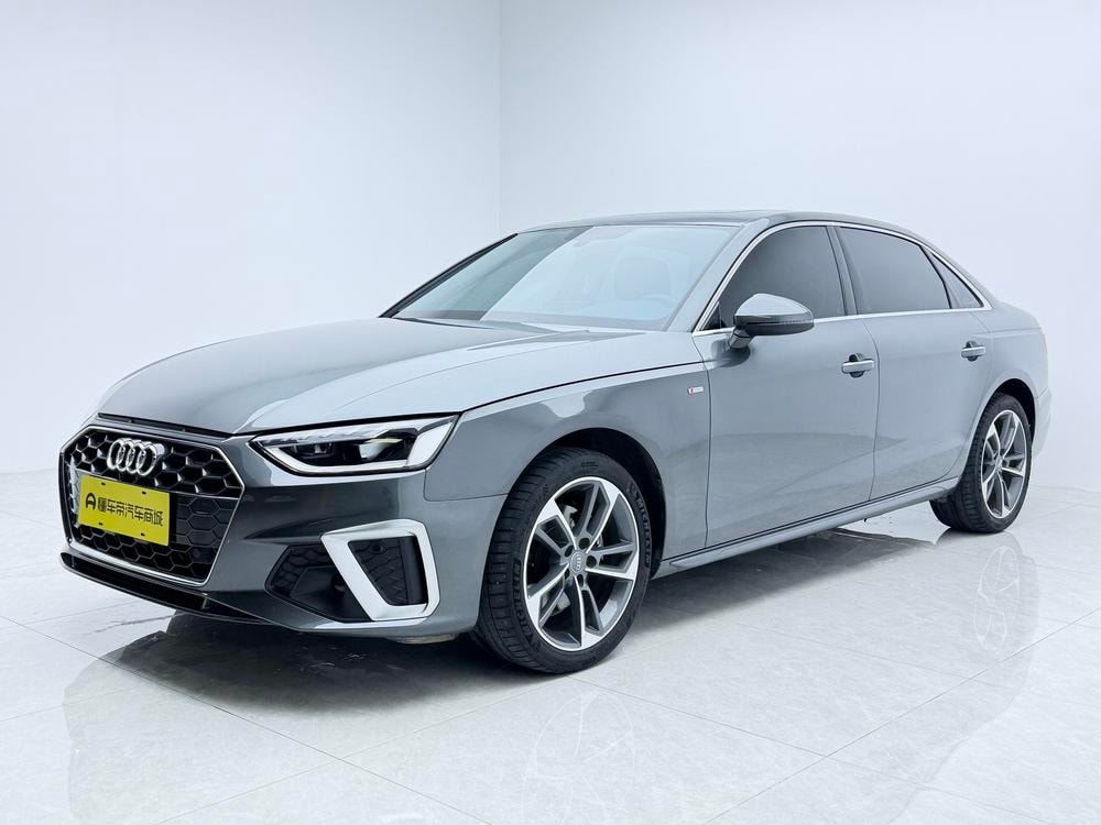 Audi A4L 2020 — фото автомобиля