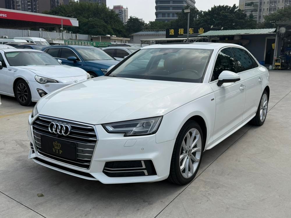 Audi A4L 2018 — фото автомобиля
