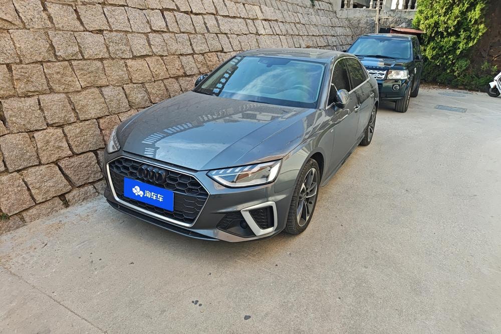 Audi A4L 2022 — фото автомобиля