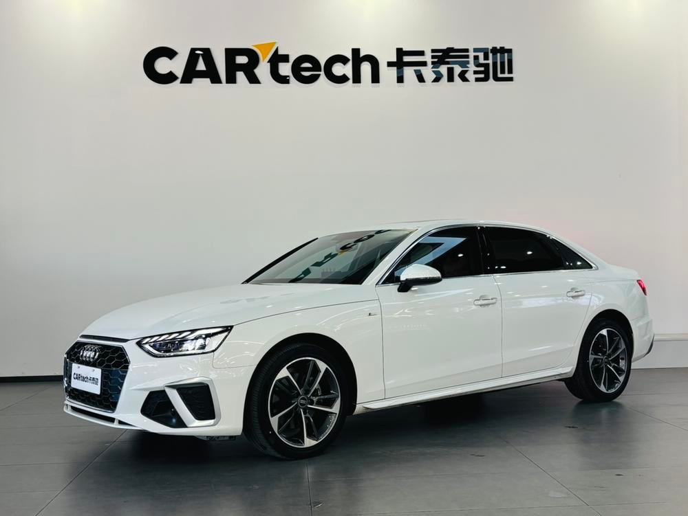 Audi A4L 2023 — фото автомобиля