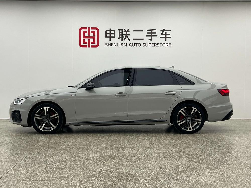Audi A4L 2022 — фото автомобиля