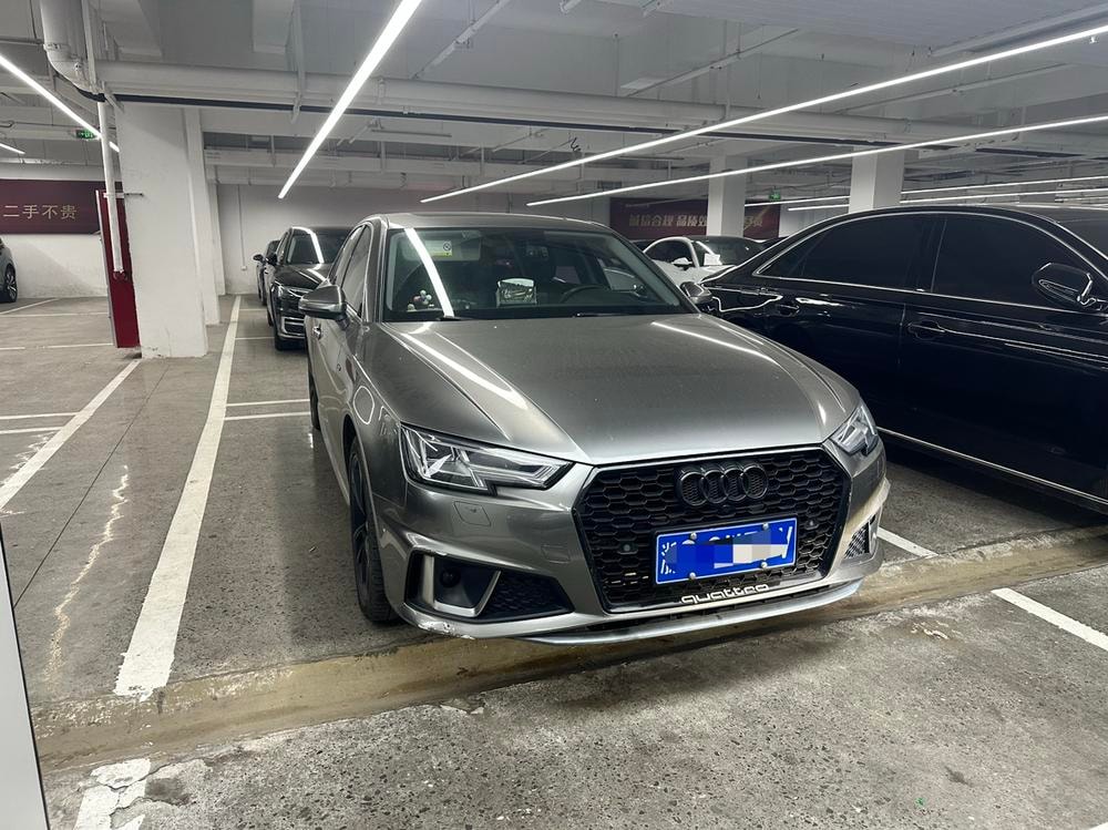 Audi A4L 2019 — фото автомобиля