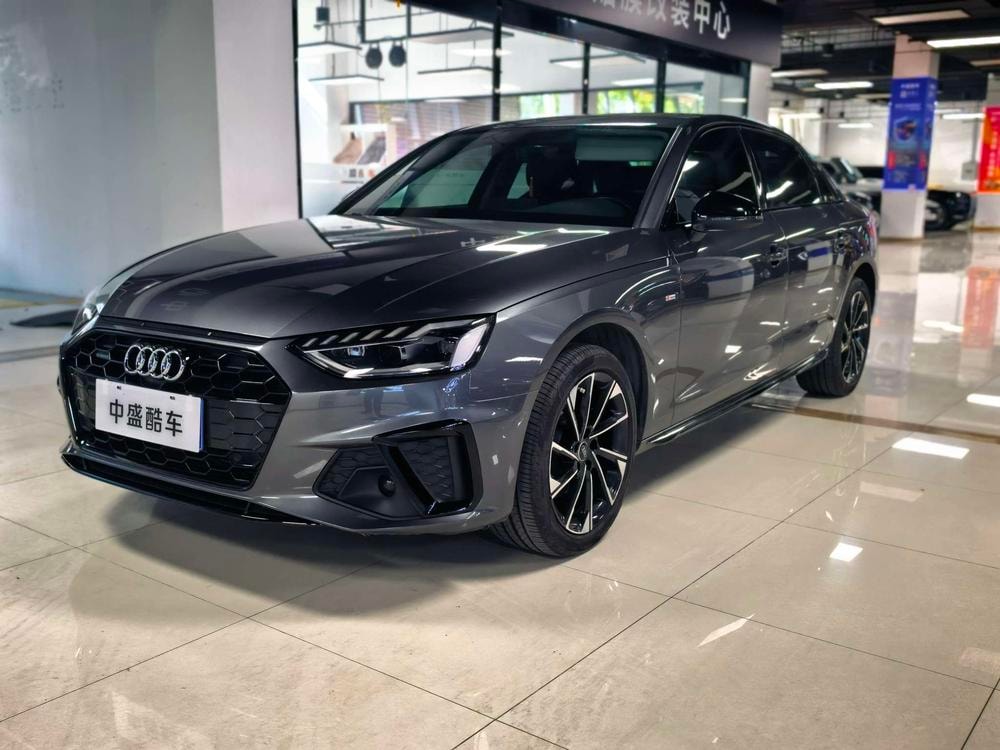 Audi A4L 2020 — фото автомобиля
