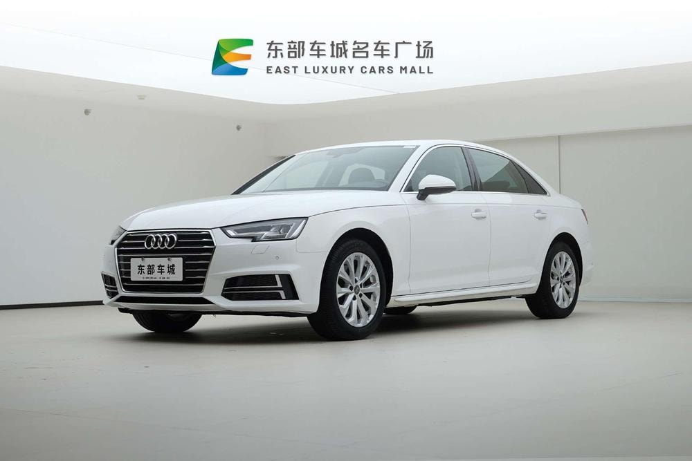 Audi A4L 2019 — фото автомобиля