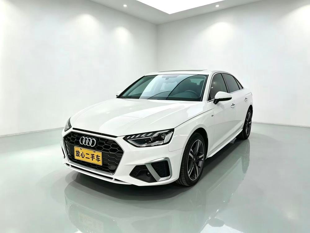 Audi A4L 2022 — фото автомобиля