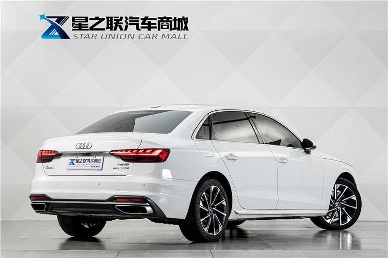 Audi A4L 2022 — фото автомобиля
