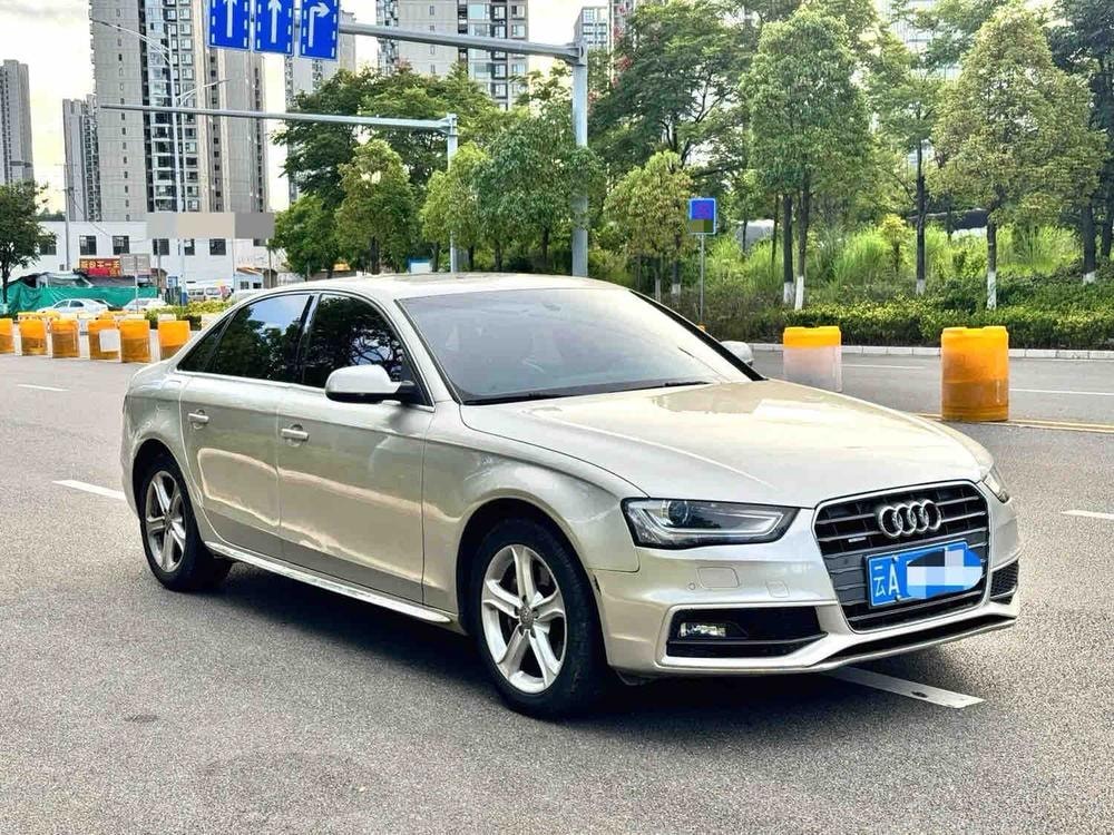 Audi A4L 2015 — фото автомобиля