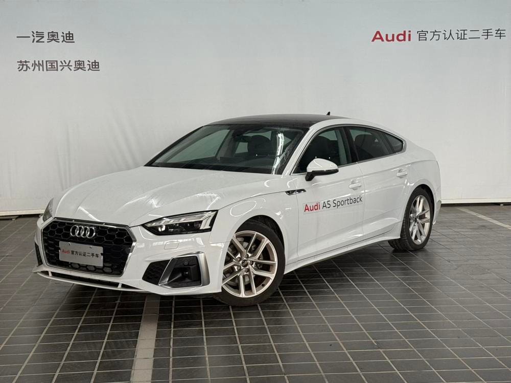 Audi A5 2024 — фото автомобиля