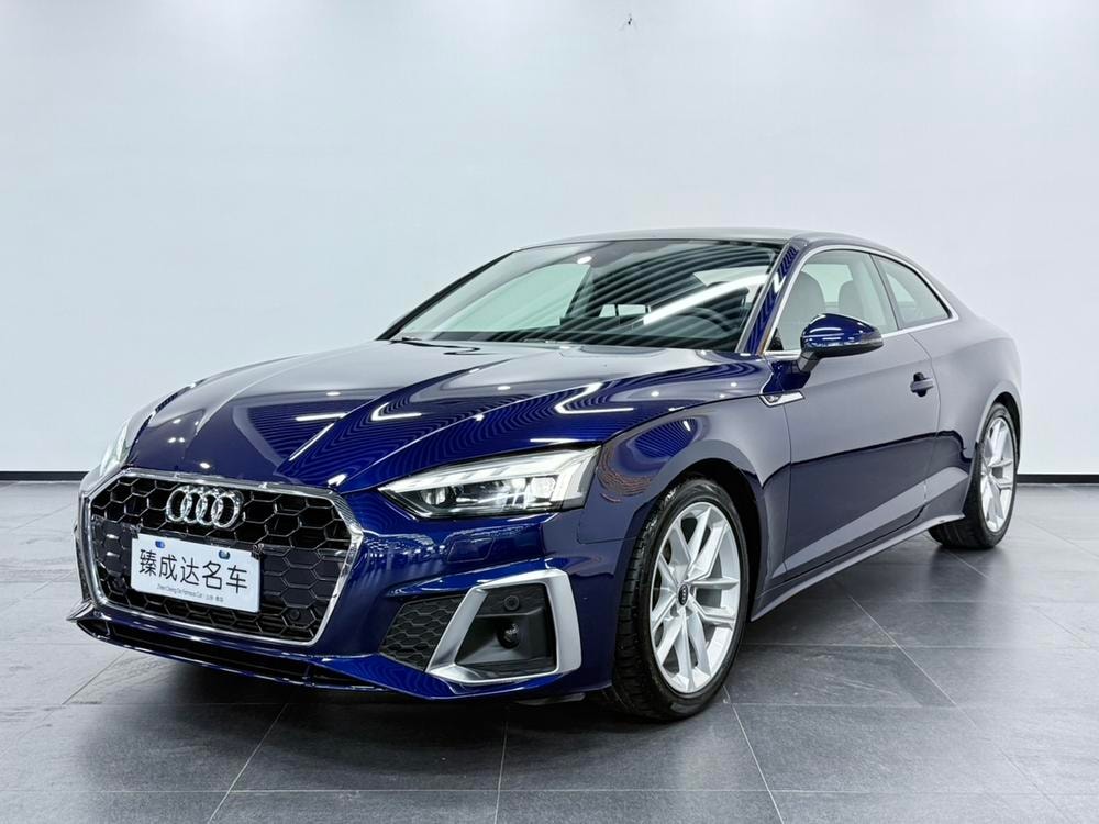 Audi A5 2022 — фото автомобиля