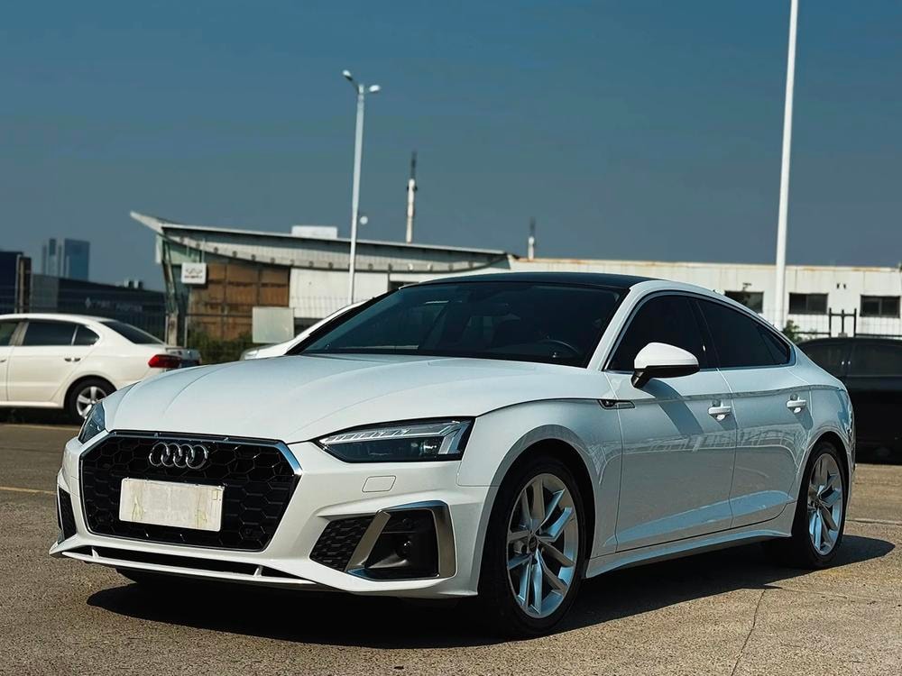 Audi A5 2024 — фото автомобиля 1