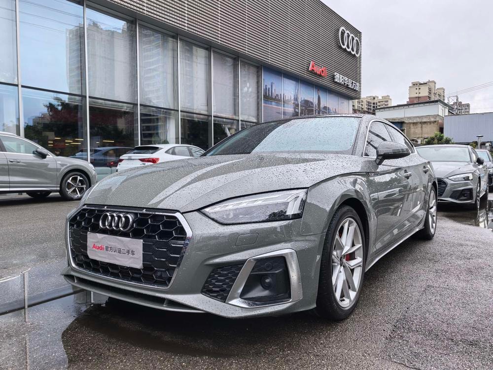Audi A5 2023 — фото автомобиля
