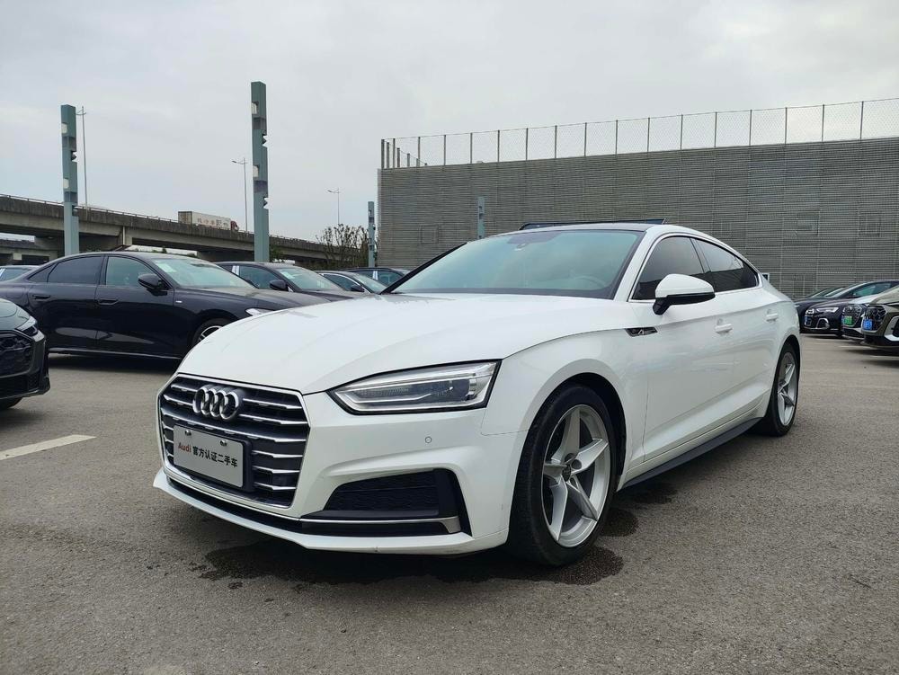 Audi A5 2017 — фото автомобиля 1