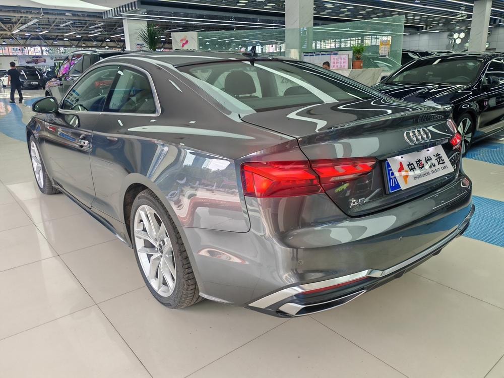 Audi A5 2024 — фото автомобиля