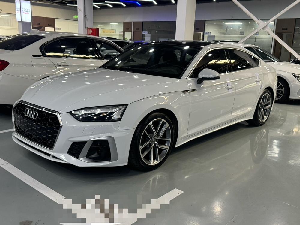 Audi A5 2021 — фото автомобиля 1