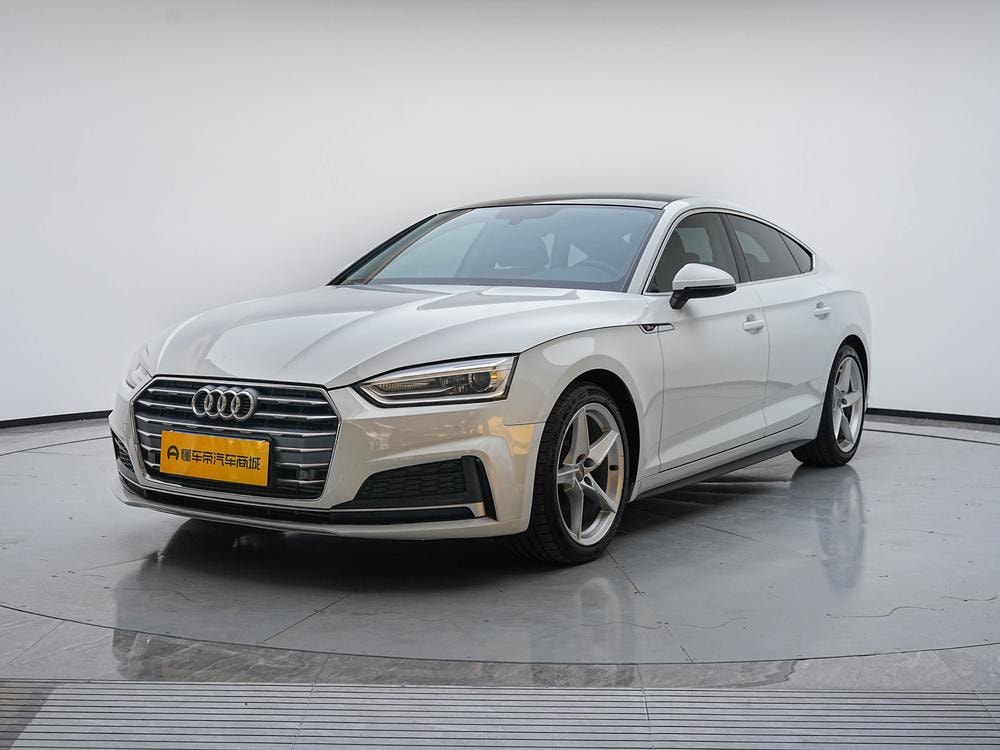 Audi A5 2017 — фото автомобиля 1