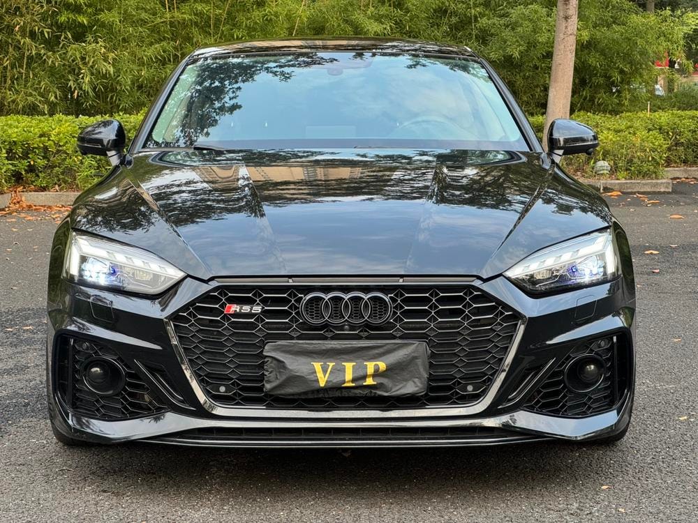 Audi A5 2017 — фото автомобиля