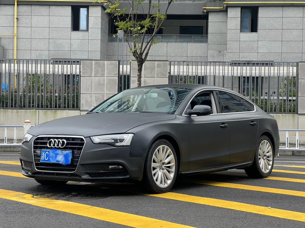 Audi A5 2012 — фото автомобиля