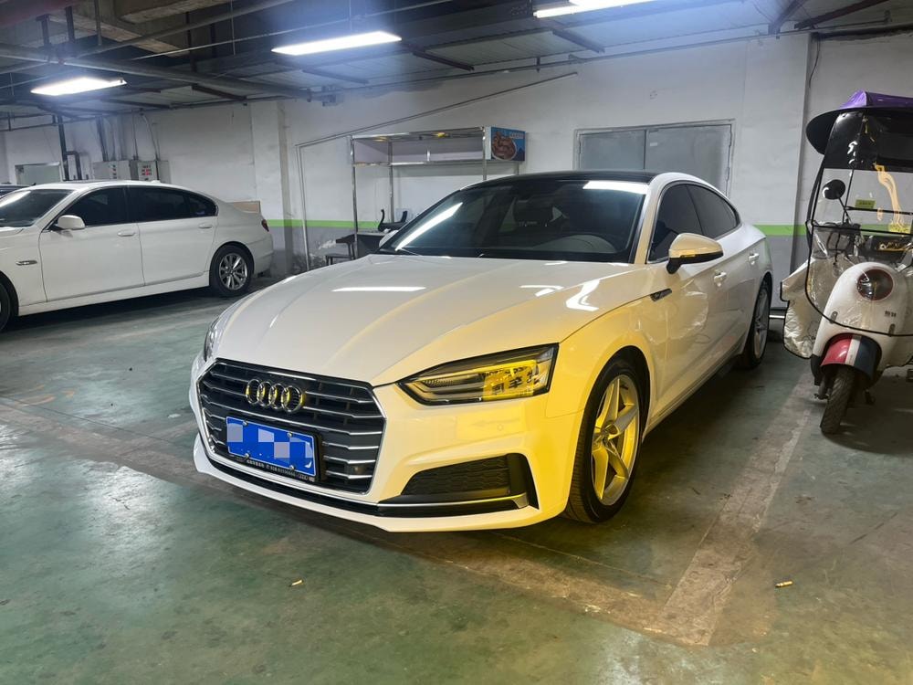Audi A5 2017 — фото автомобиля 1