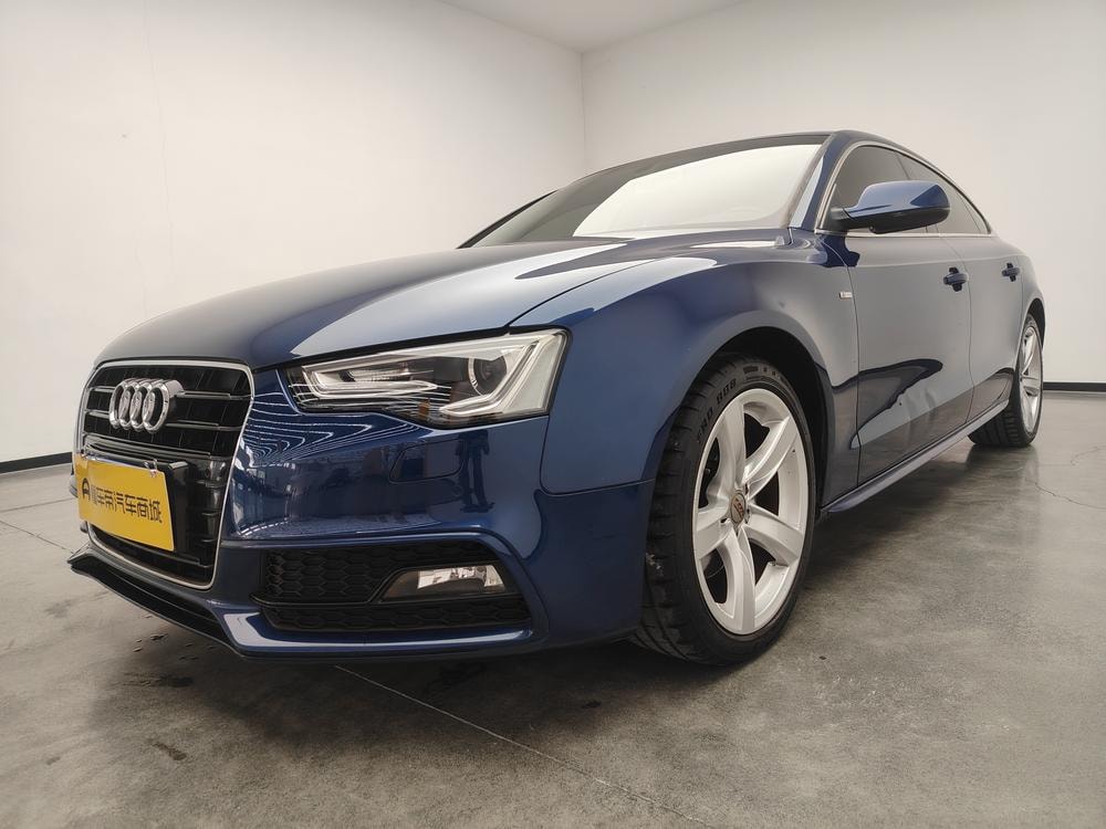 Audi A5 2016 — фото автомобиля