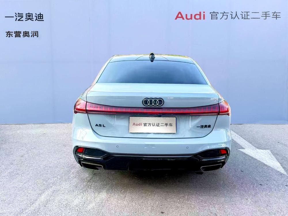 Audi A5L 2026 — фото автомобиля 1