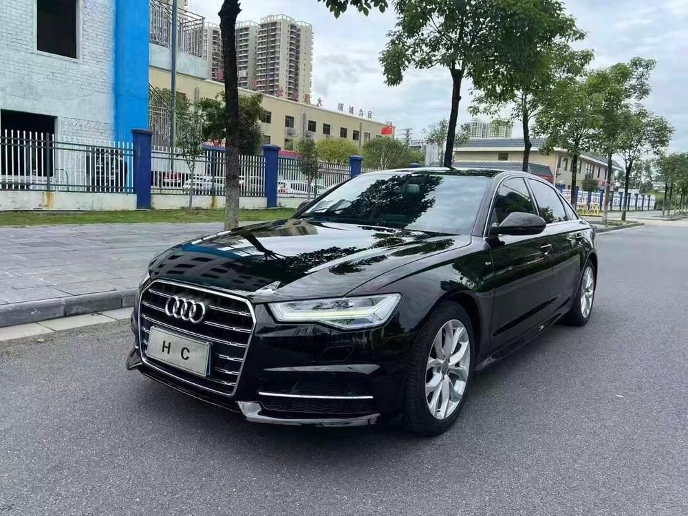 Audi A6L 2018 — фото автомобиля