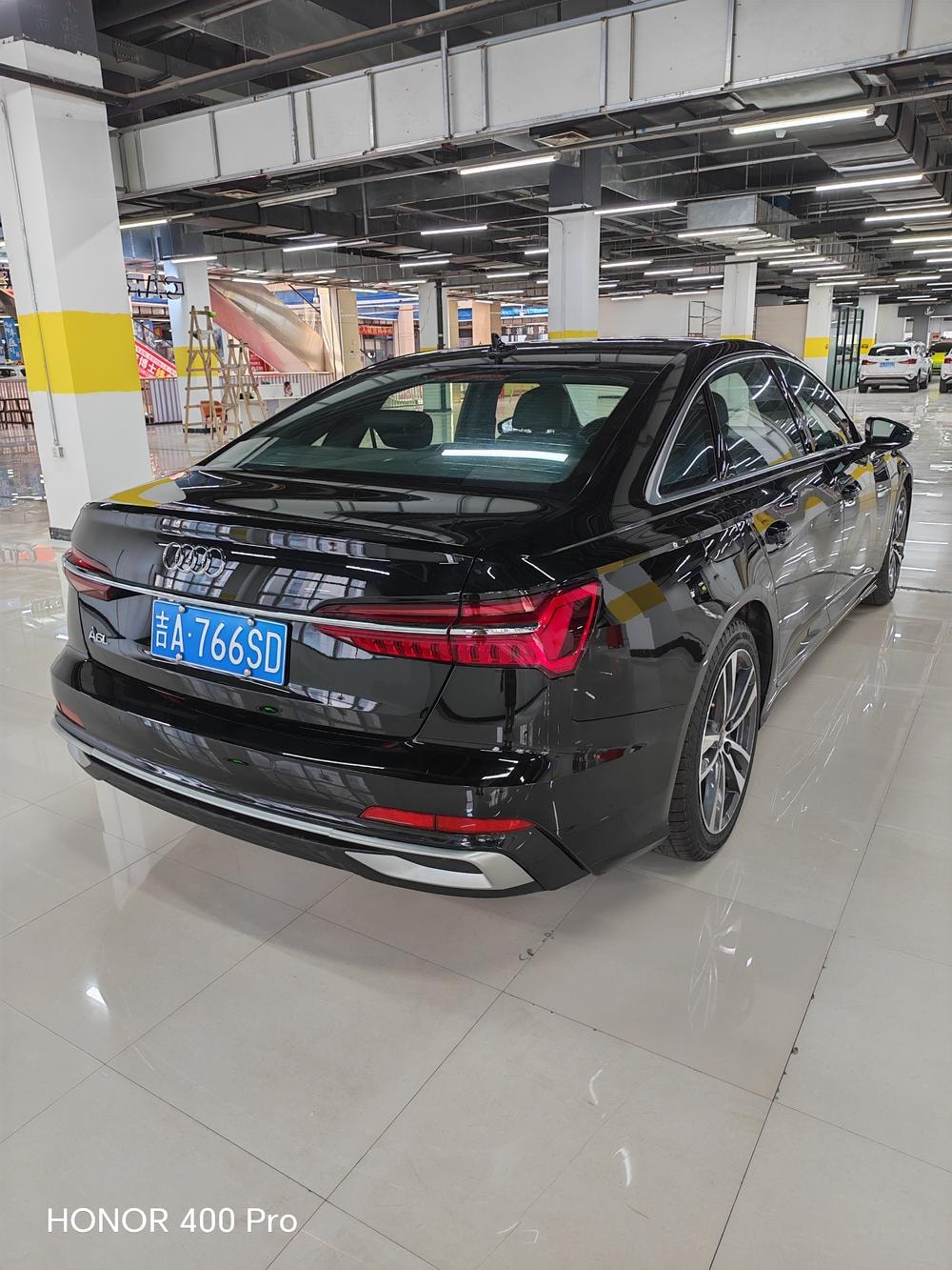 Audi A6L 2019 — фото автомобиля