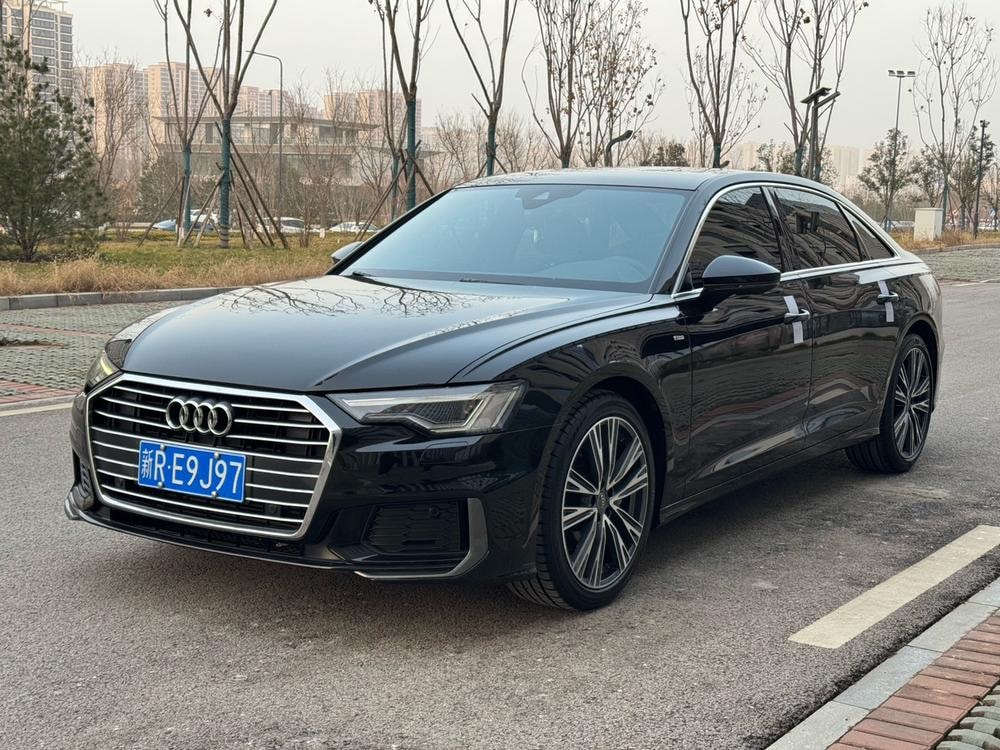 Audi A6L 2021 — фото автомобиля