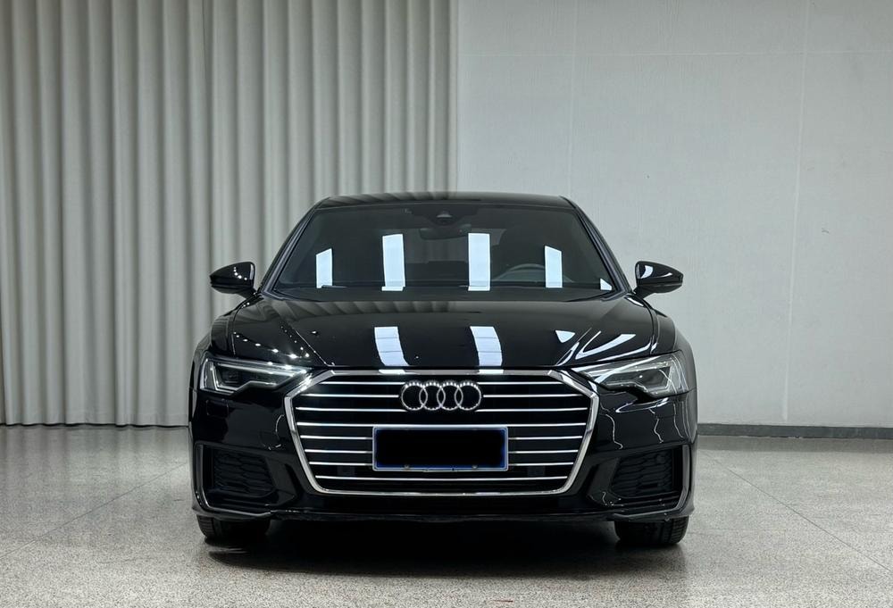 Audi A6L 2020 — фото автомобиля 1