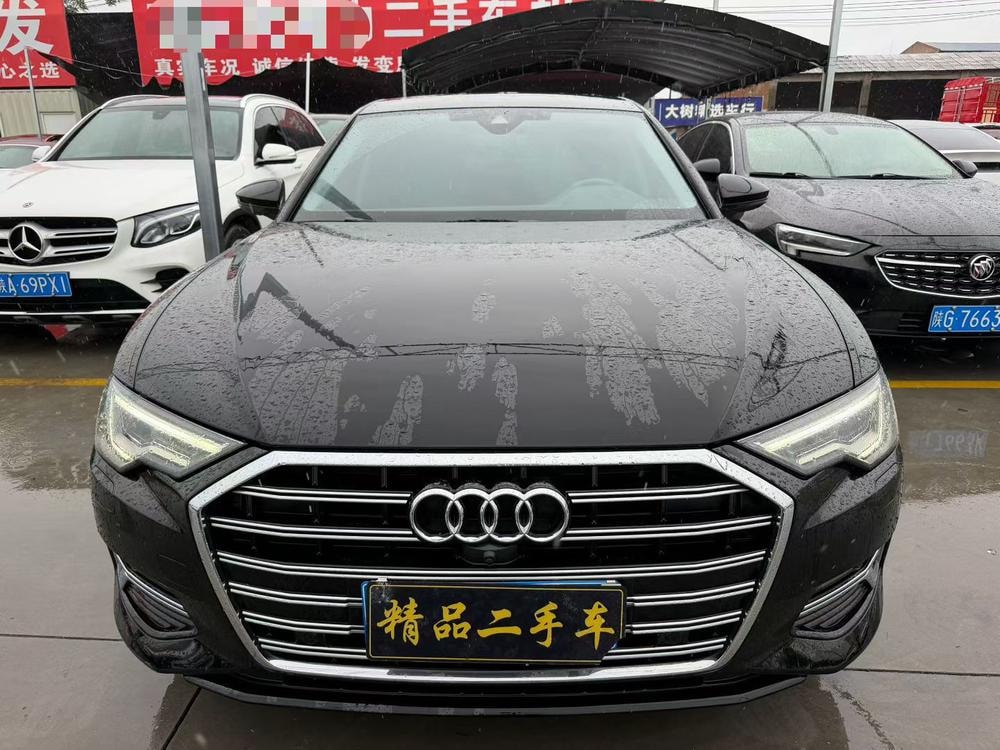 Audi A6L 2022 — фото автомобиля